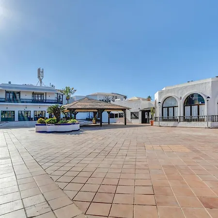 Oasis Duna-pistacho Dreams Pool Apartment Corralejo