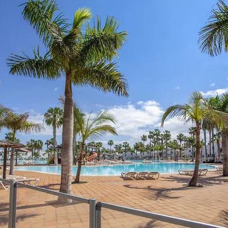 Oasis Duna-pistacho Dreams Pool Corralejo